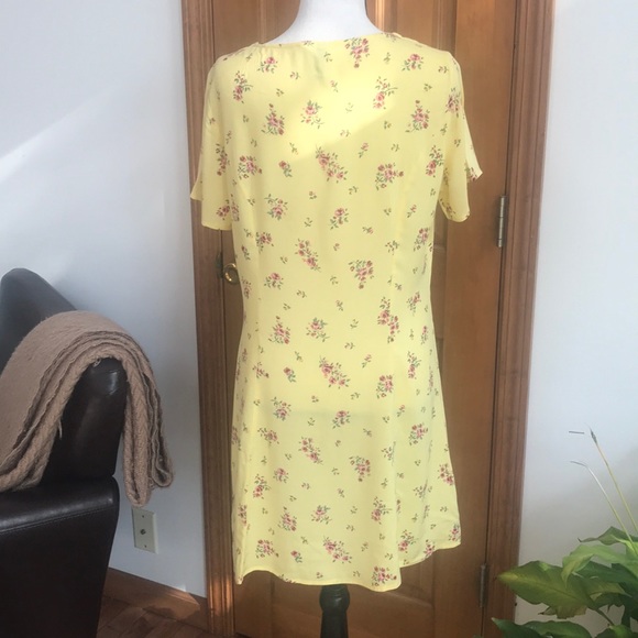 H&M dress - Picture 3 of 5